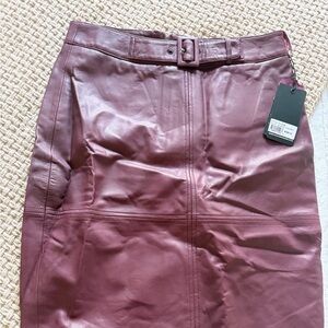 Elegant Burgundy Leather Skirt